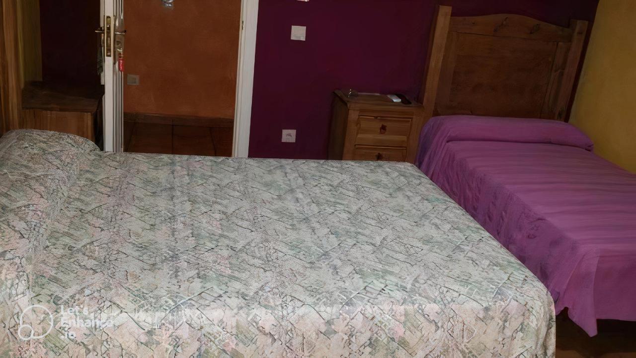 Hostal Velarde Talavera de la Reina Exterior foto