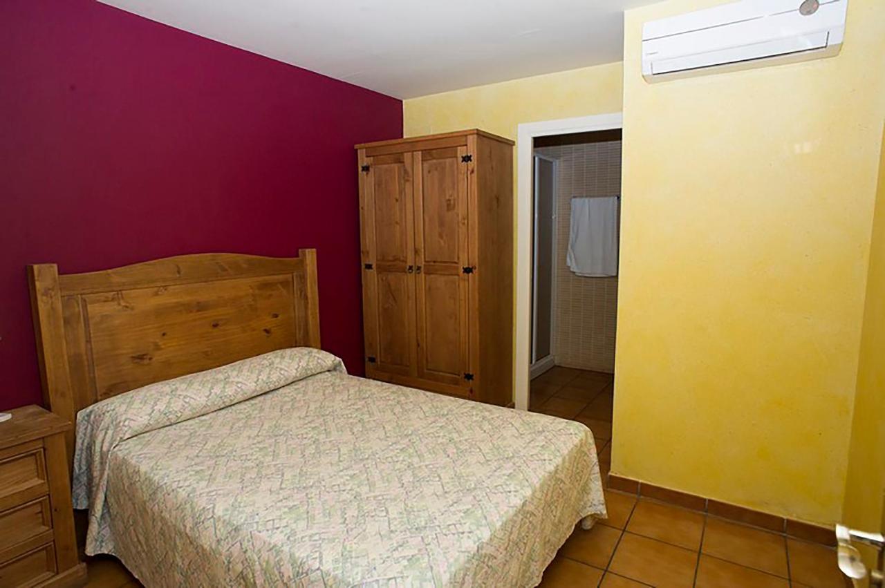 Hostal Velarde Talavera de la Reina Exterior foto