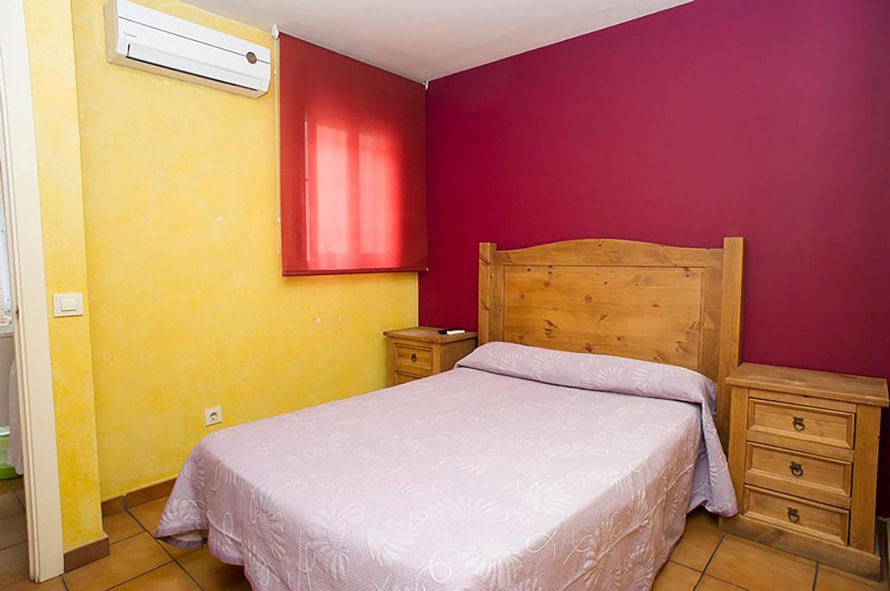 Hostal Velarde Talavera de la Reina Exterior foto