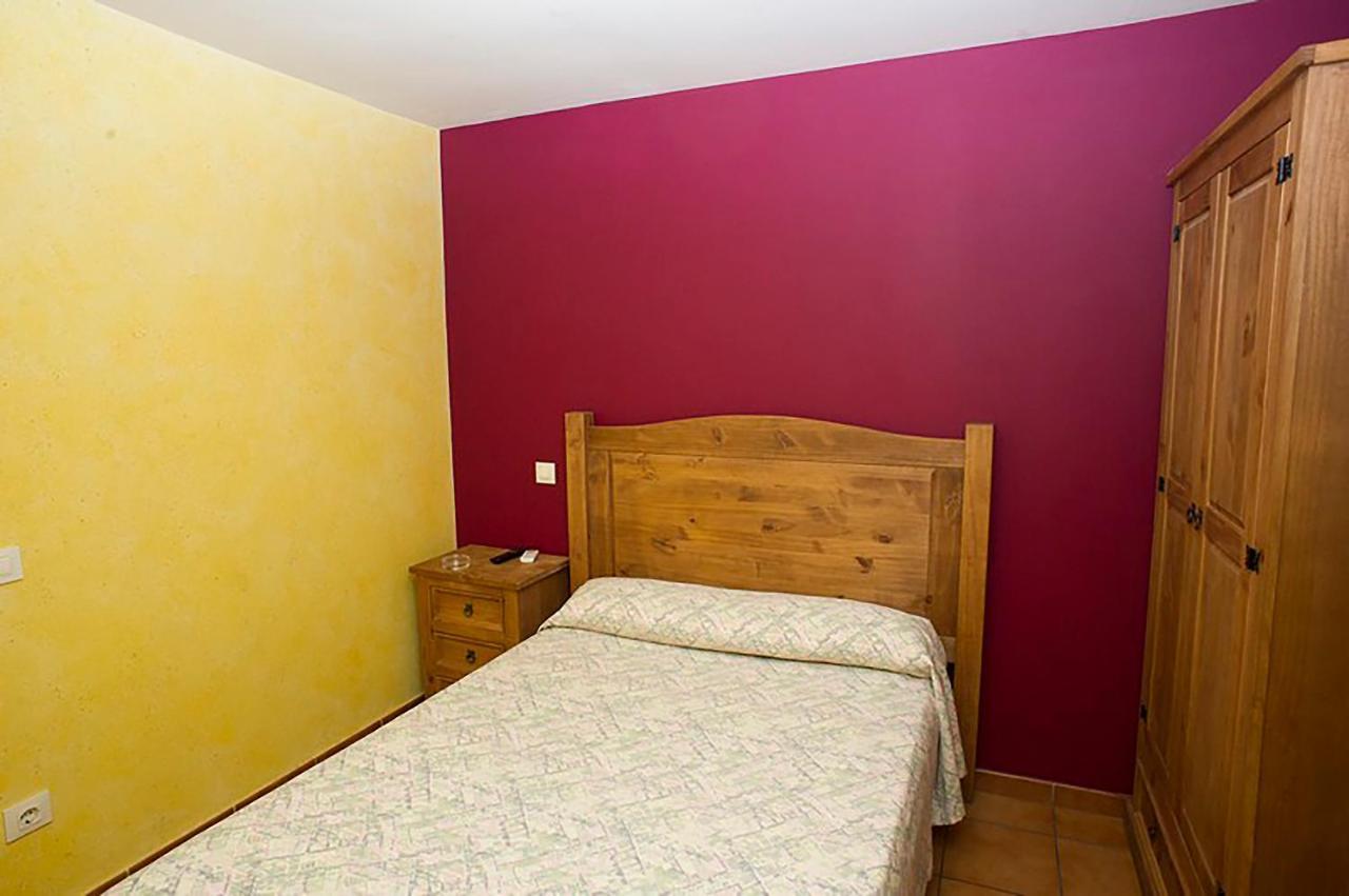 Hostal Velarde Talavera de la Reina Exterior foto